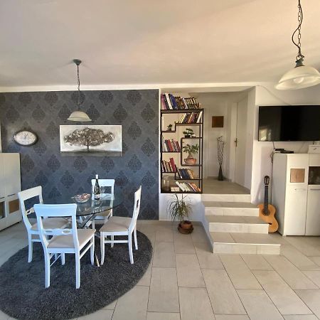 Ferienwohnung Beautiful Island House Ugljan Exterior foto