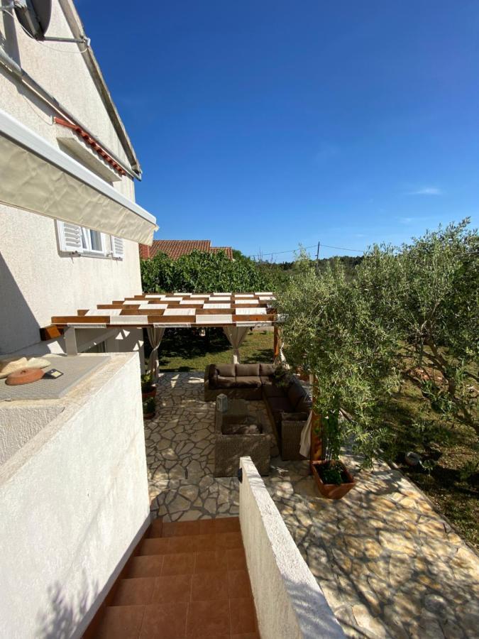 Ferienwohnung Beautiful Island House Ugljan Exterior foto