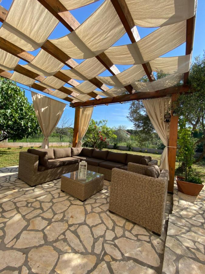 Ferienwohnung Beautiful Island House Ugljan Exterior foto